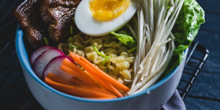 ramen in bowl